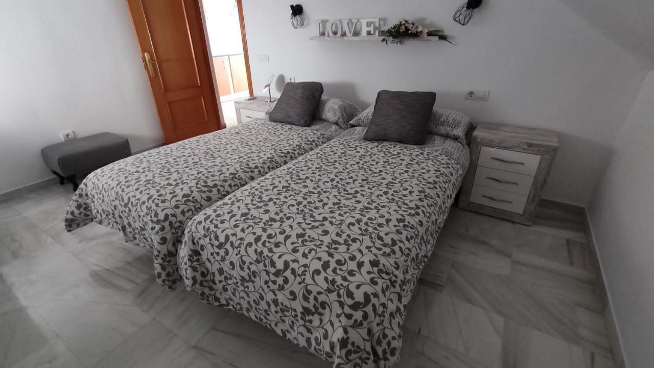 Apartamentos La Casa De Bebita 丰希罗拉 外观 照片