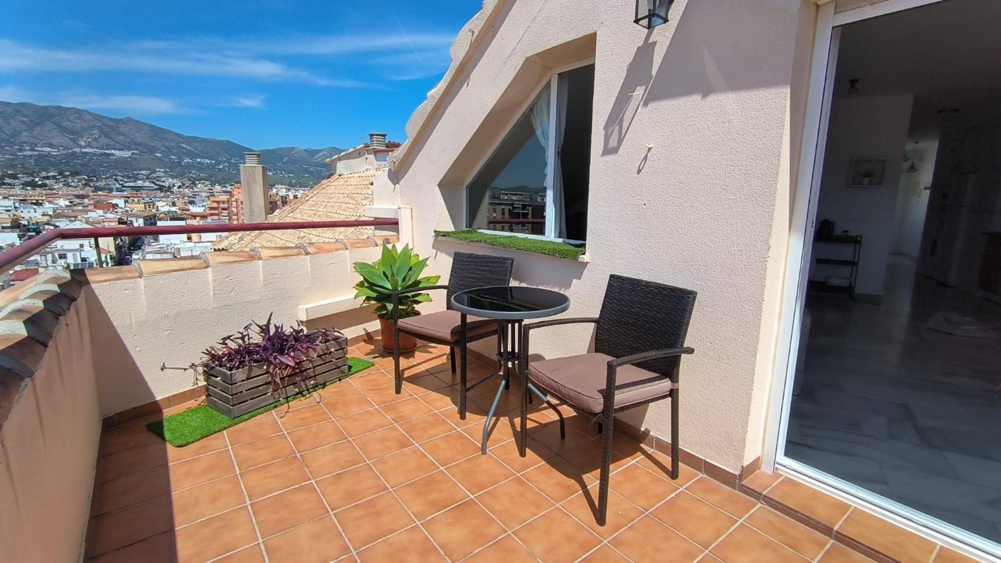 Apartamentos La Casa De Bebita 丰希罗拉 外观 照片